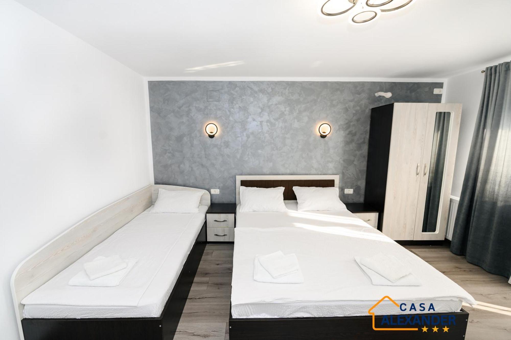 Hotel Casa Alexander Călimăneşti Zewnętrze zdjęcie