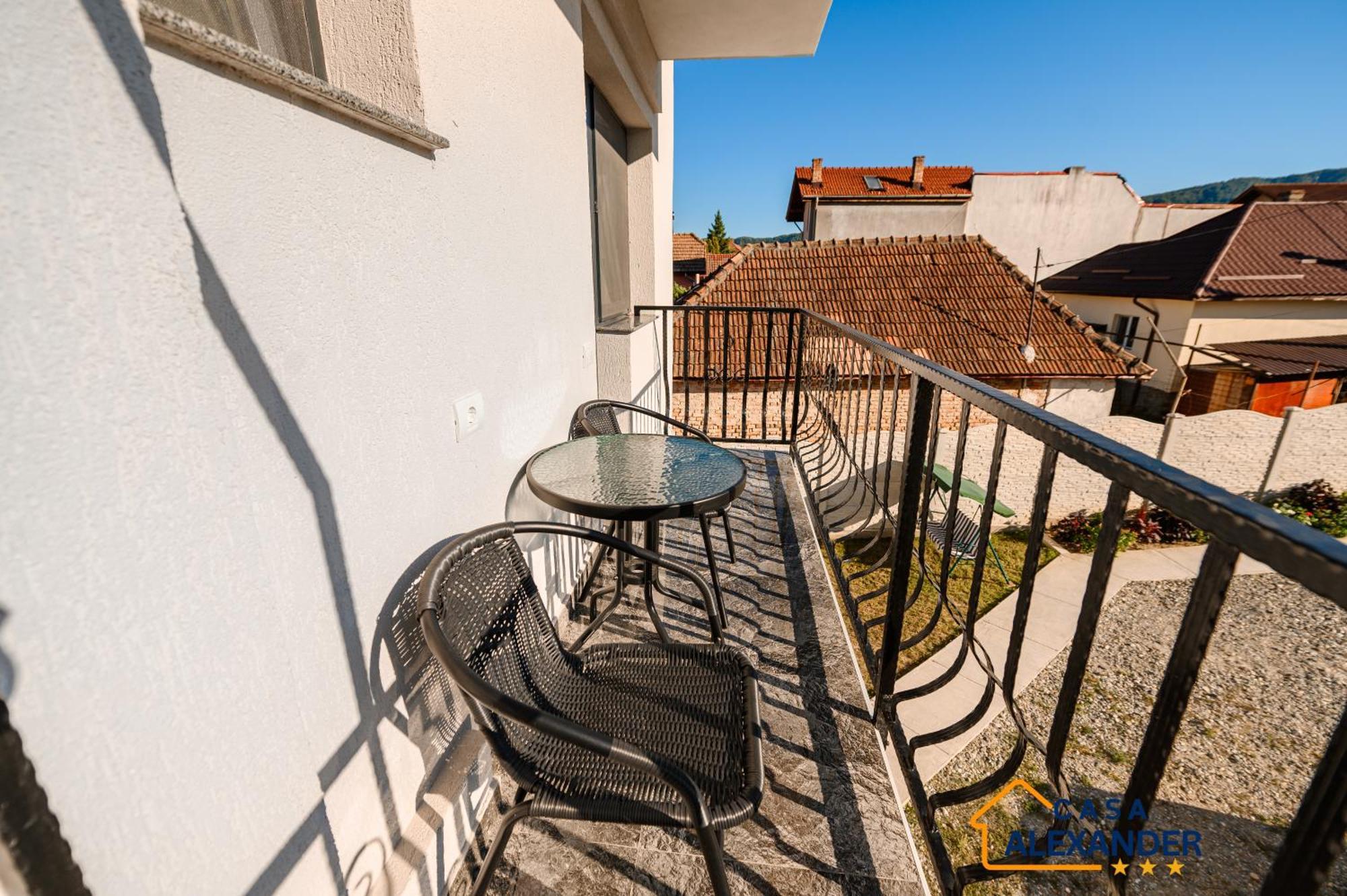 Hotel Casa Alexander Călimăneşti Zewnętrze zdjęcie
